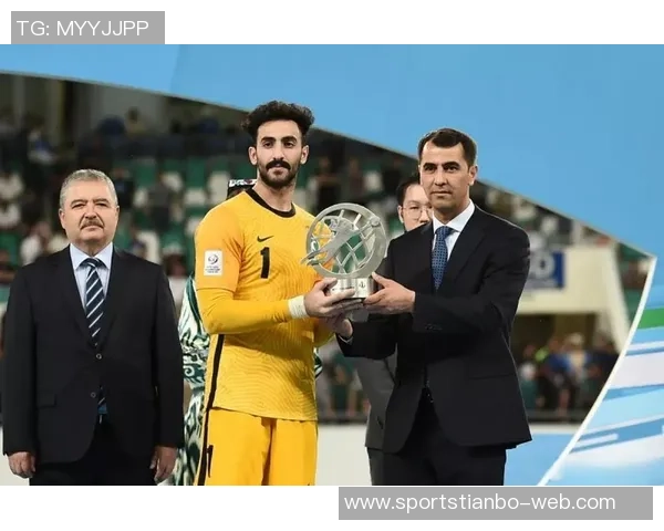 肘击事件引发争议阿奇迪停赛两场并罚款两万里亚尔